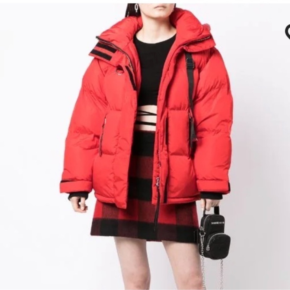 Shoreditch Ski Club Willow Oversized Puffer Jacket NWT Size Medium